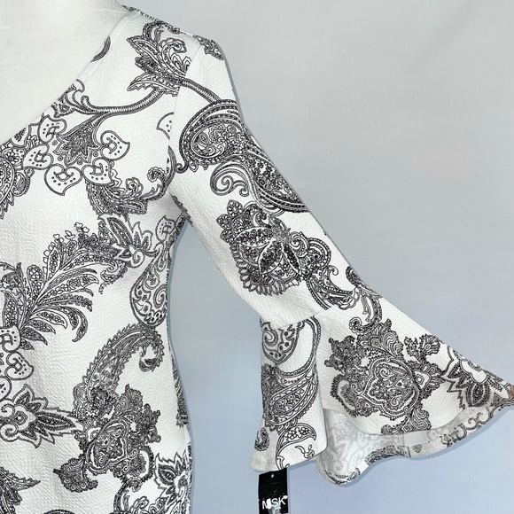 New w/ Defect MSK Petite Paisley Print Textured Knit Bell Sleeve Dress - Picture 13 of 16
